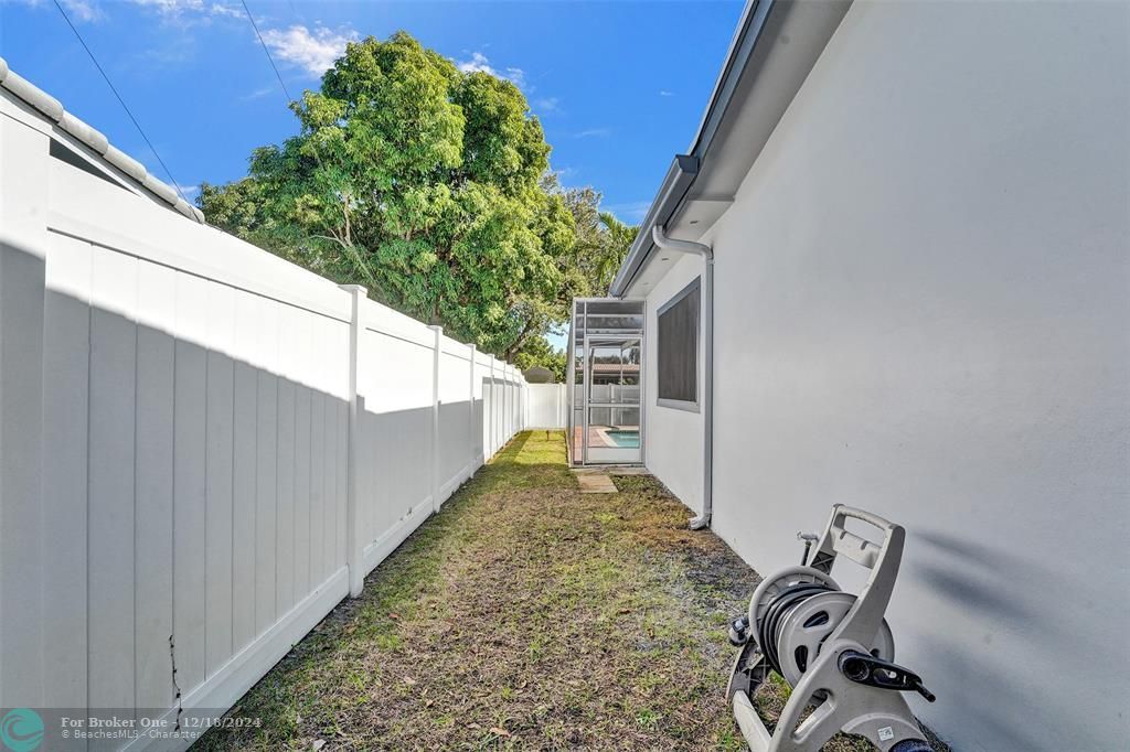 For Sale: $780,000 (3 beds, 2 baths, 1866 Square Feet)