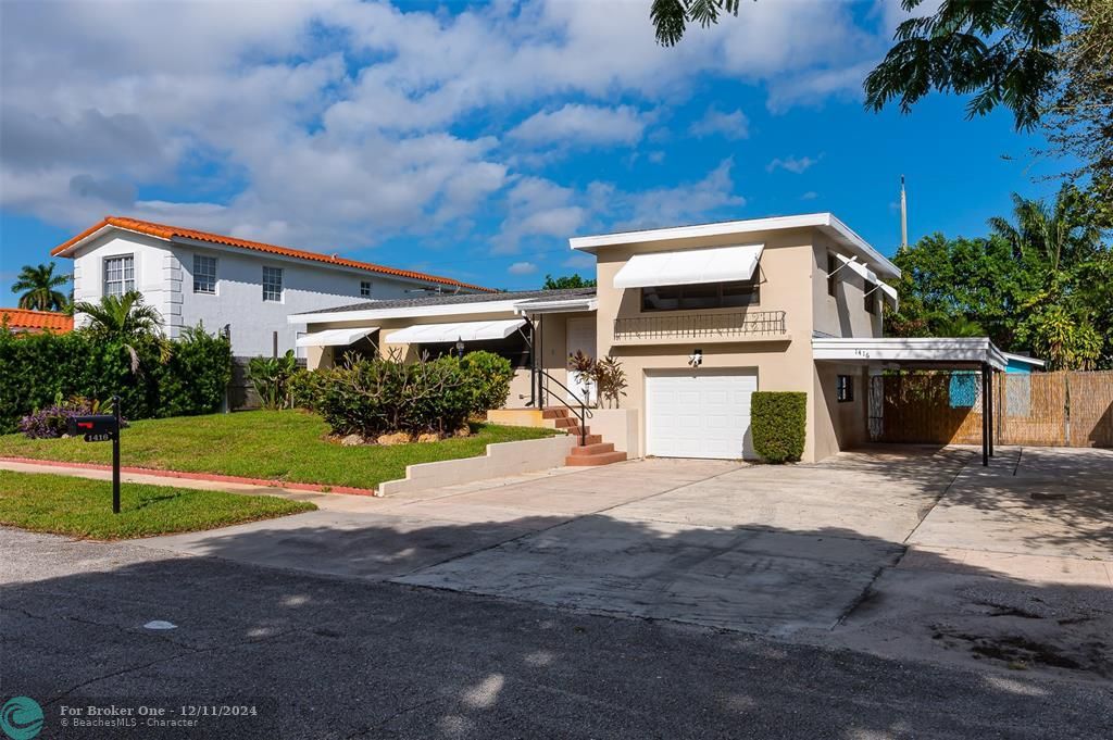 For Sale: $539,000 (3 beds, 2 baths, 1686 Square Feet)