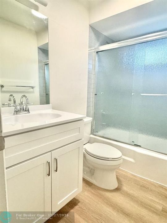 For Rent: $2,100 (2 beds, 2 baths, 856 Square Feet)