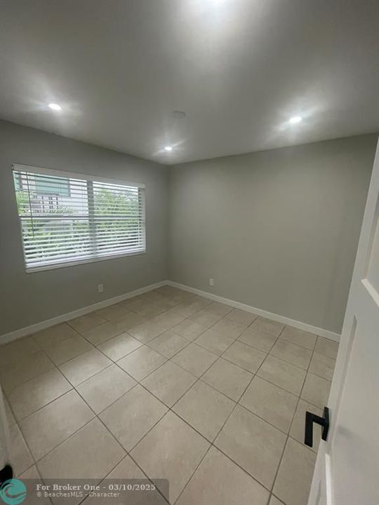 For Rent: $2,950 (2 beds, 1 baths, 625 Square Feet)