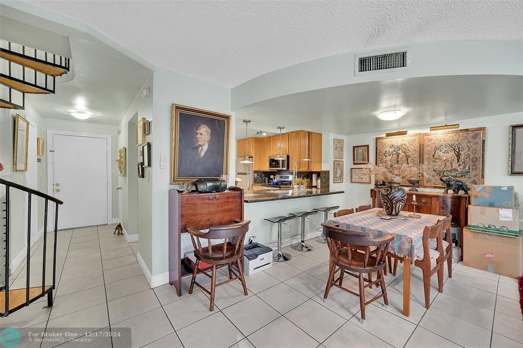 For Sale: $339,500 (3 beds, 2 baths, 1496 Square Feet)