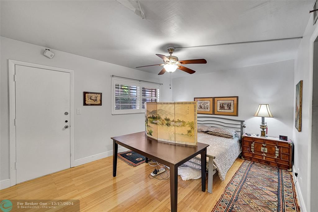 For Sale: $339,500 (3 beds, 2 baths, 1496 Square Feet)