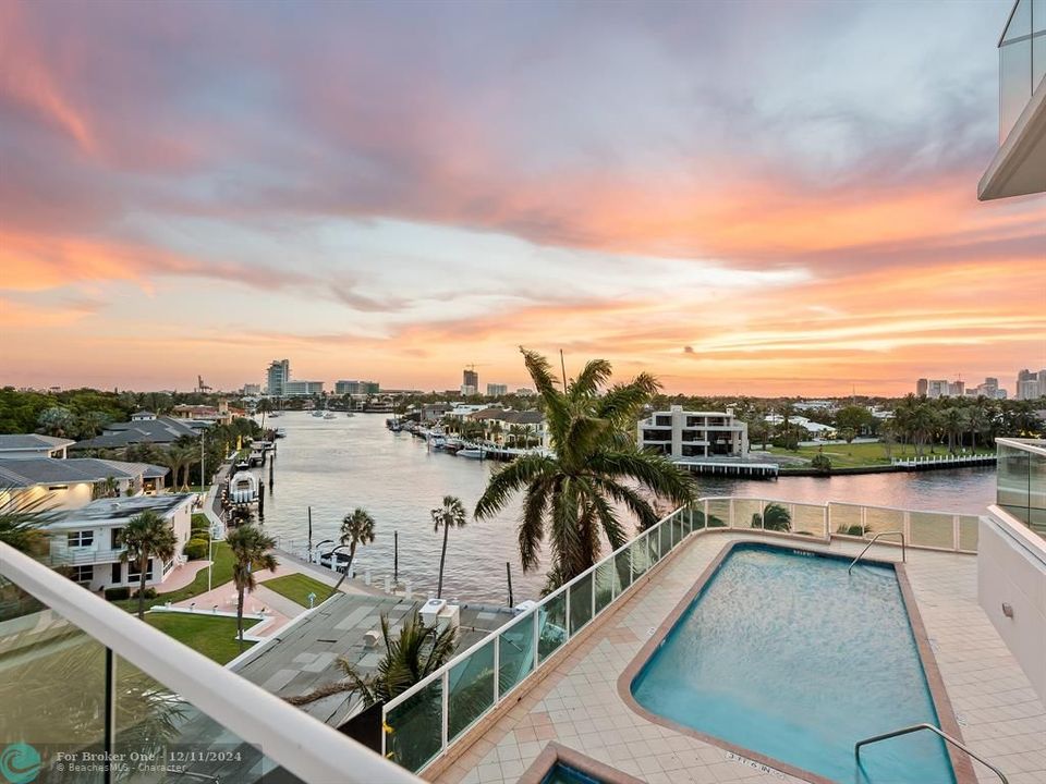 For Sale: $1,975,000 (3 beds, 3 baths, 3368 Square Feet)