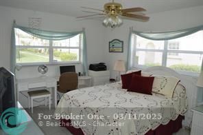 For Sale: $165,000 (2 beds, 2 baths, 895 Square Feet)