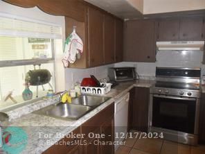 For Sale: $1,600 (1 beds, 1 baths, 2075 Square Feet)