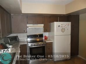 For Sale: $1,600 (1 beds, 1 baths, 2075 Square Feet)