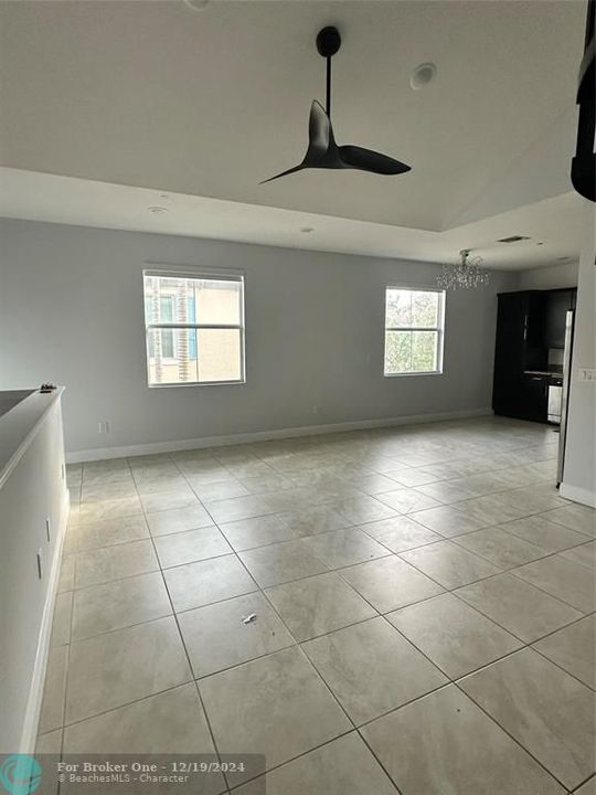 For Rent: $3,200 (2 beds, 2 baths, 1254 Square Feet)