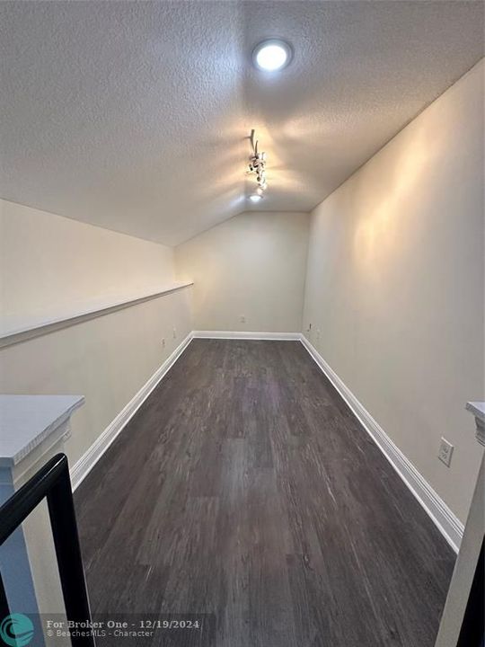 For Rent: $3,200 (2 beds, 2 baths, 1254 Square Feet)