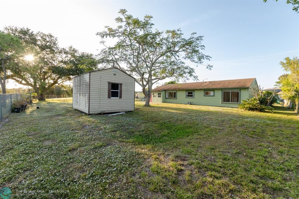 For Sale: $339,000 (3 beds, 2 baths, 1320 Square Feet)