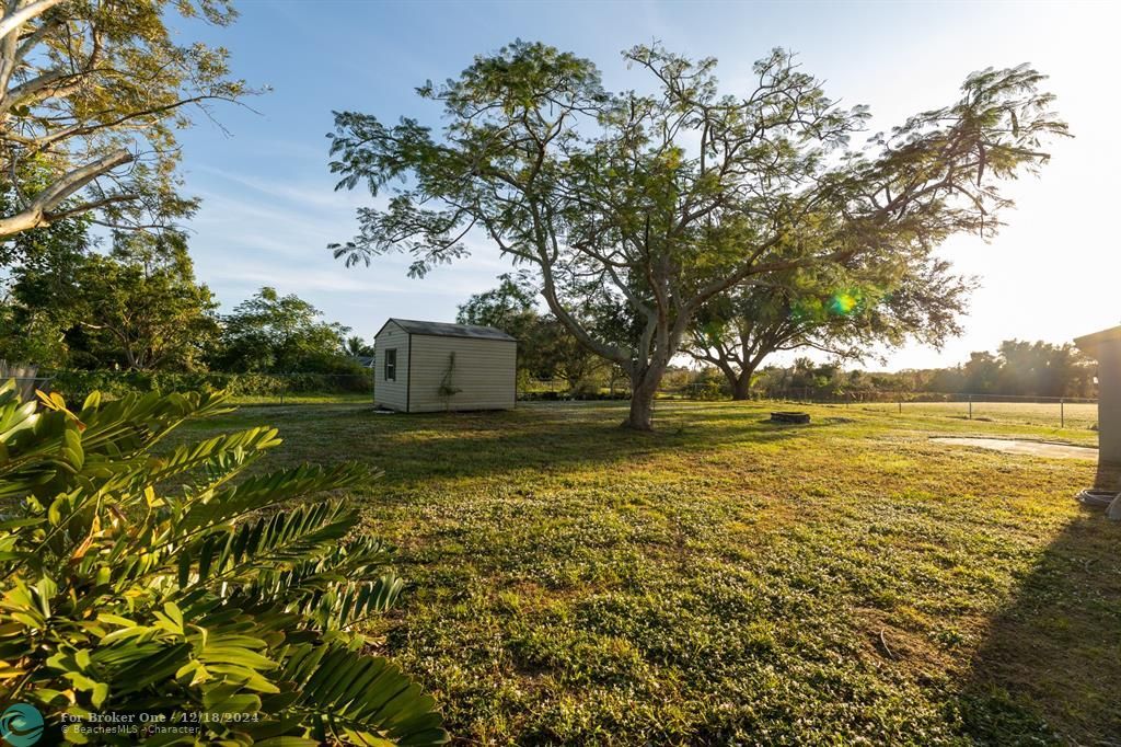 For Sale: $339,000 (3 beds, 2 baths, 1320 Square Feet)