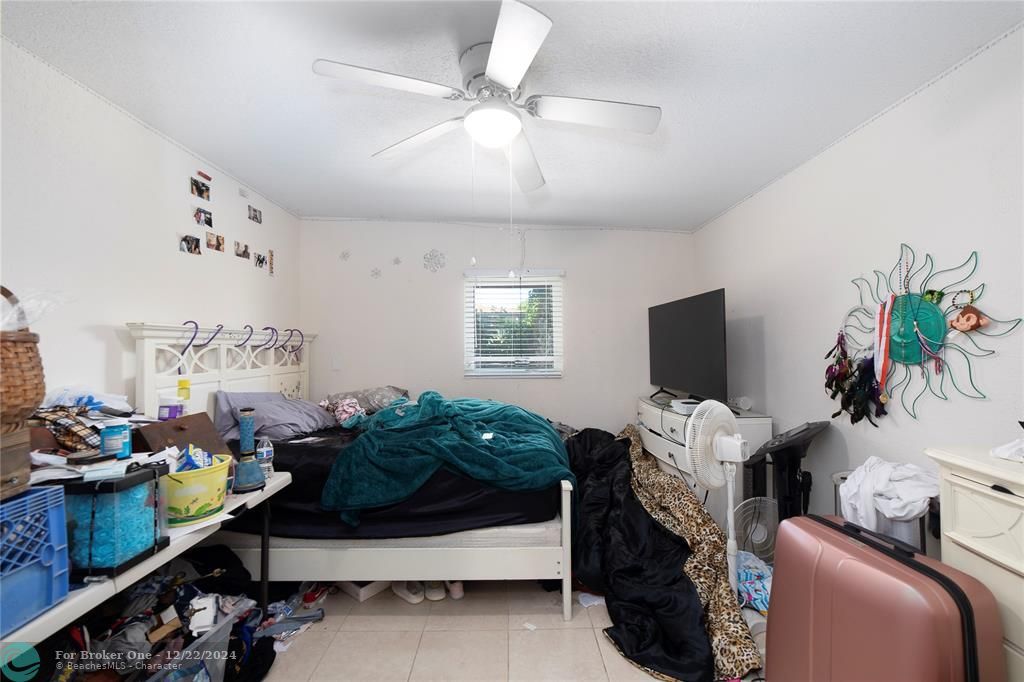 For Sale: $449,000 (3 beds, 2 baths, 1848 Square Feet)