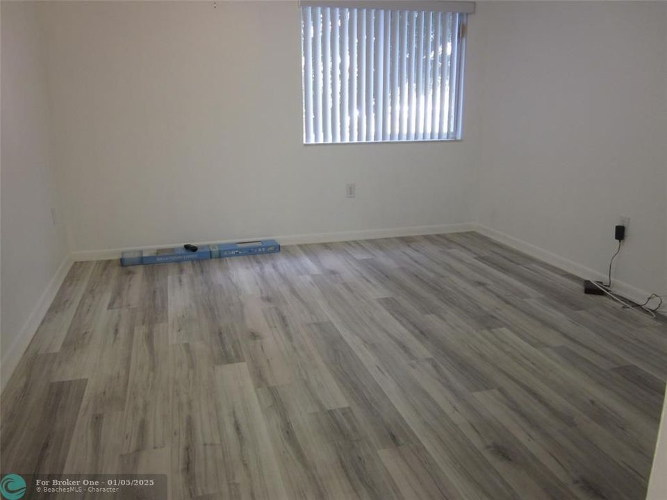 For Rent: $2,200 (2 beds, 2 baths, 1080 Square Feet)