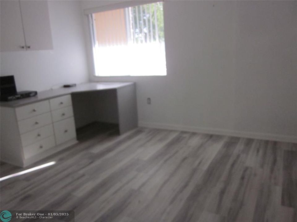 For Rent: $2,200 (2 beds, 2 baths, 1080 Square Feet)