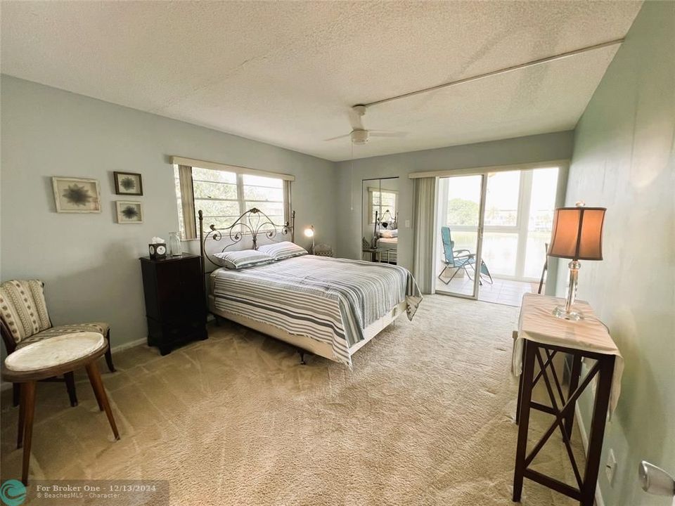 For Sale: $224,500 (2 beds, 2 baths, 1400 Square Feet)