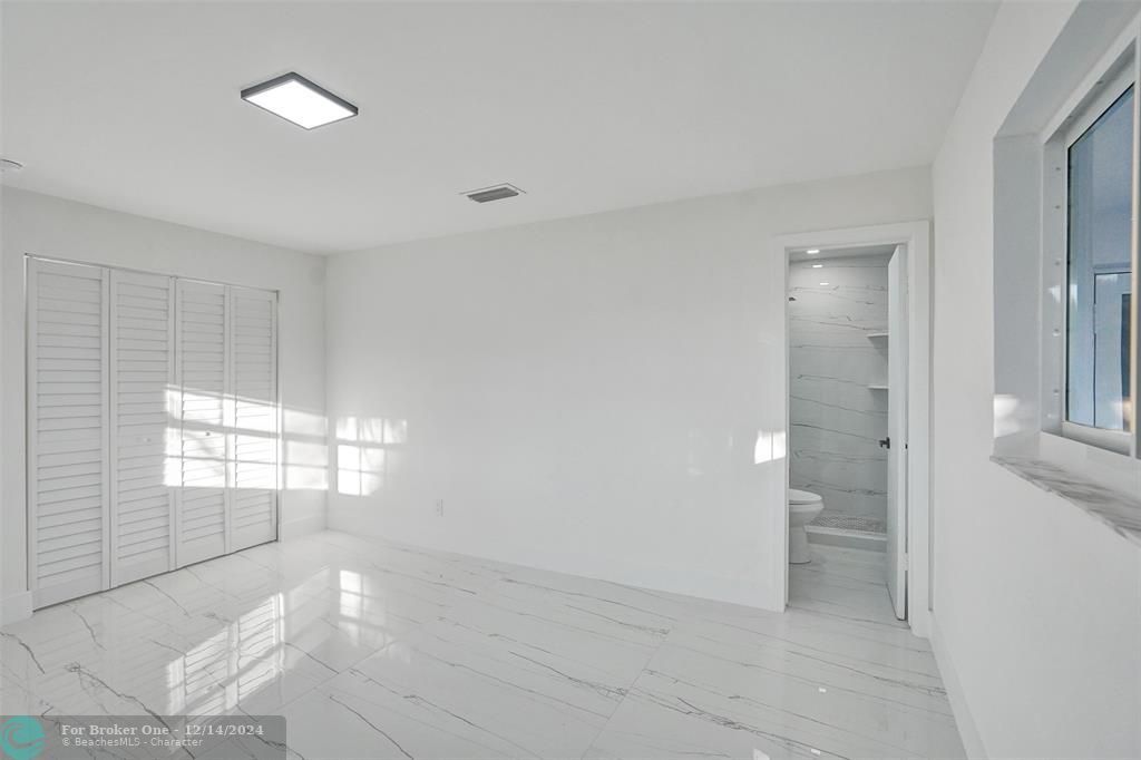 En Venta: $850,000 (3 camas, 2 baños, 1728 Pies cuadrados)