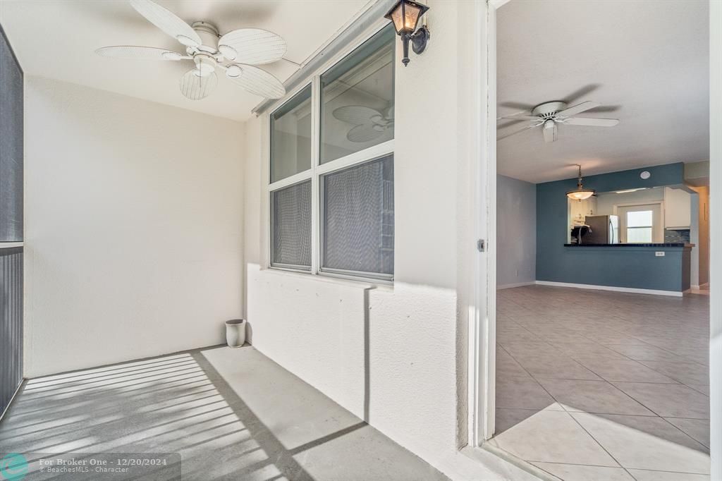 For Rent: $2,000 (2 beds, 2 baths, 960 Square Feet)