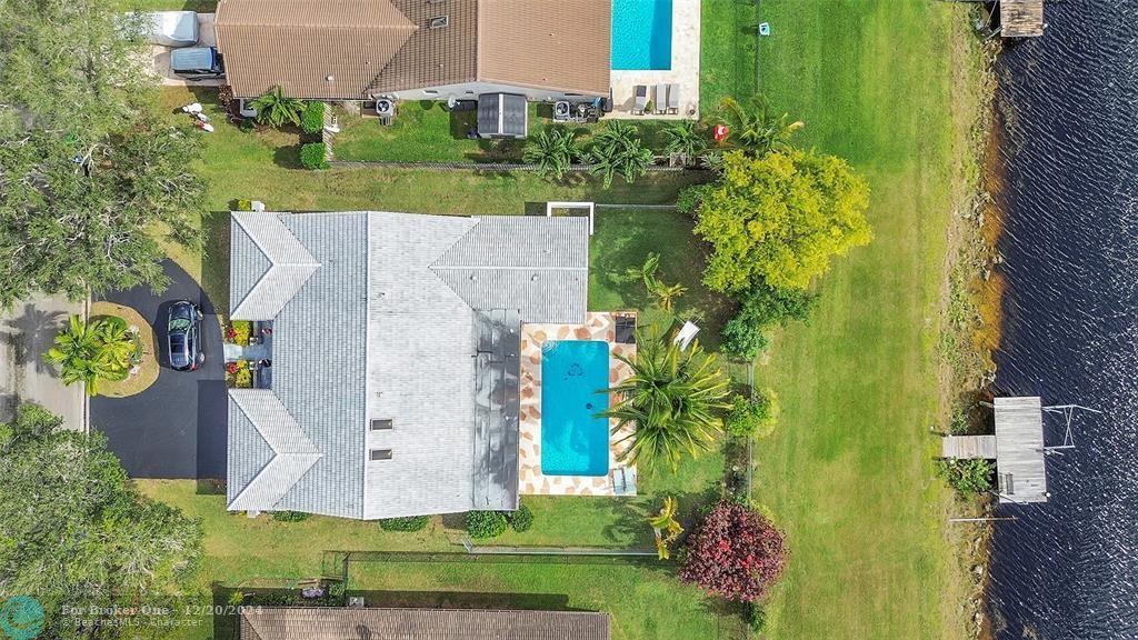 En Venta: $829,999 (4 camas, 2 baños, 2476 Pies cuadrados)