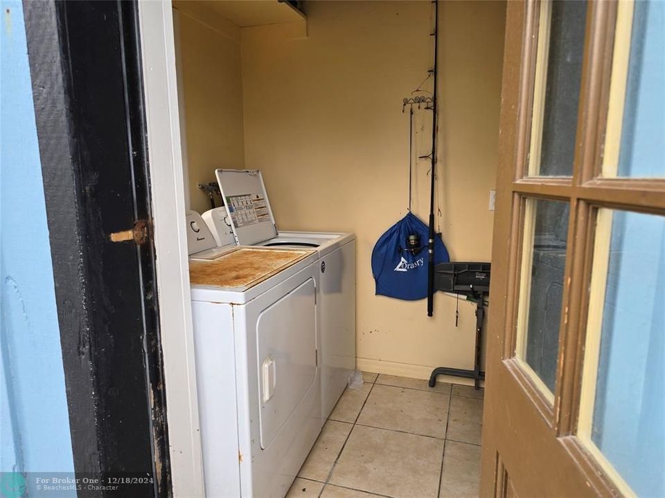 For Rent: $2,000 (1 beds, 1 baths, 6030 Square Feet)