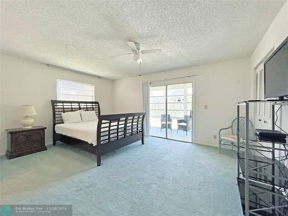 For Sale: $99,900 (1 beds, 1 baths, 750 Square Feet)