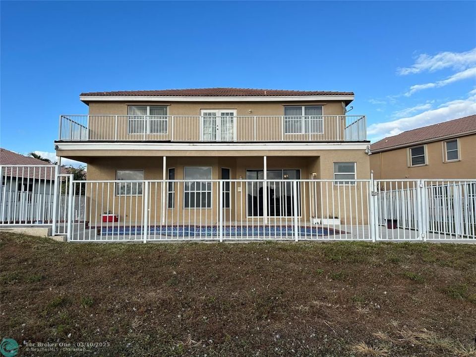 En Venta: $950,000 (4 camas, 3 baños, 3479 Pies cuadrados)