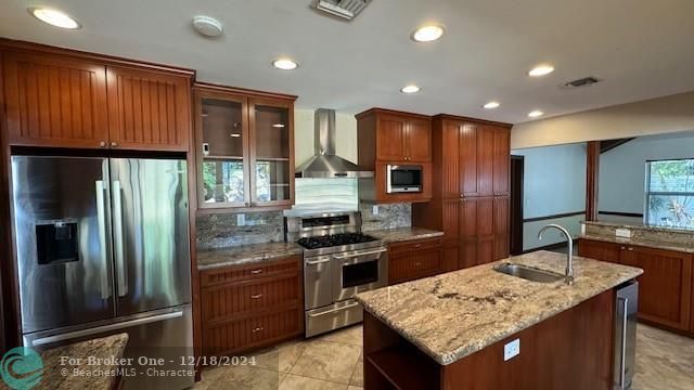 En Venta: $3,499,800 (4 camas, 4 baños, 3036 Pies cuadrados)