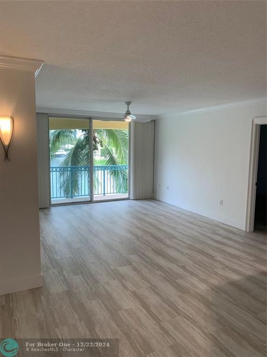 For Rent: $3,250 (2 beds, 2 baths, 1150 Square Feet)