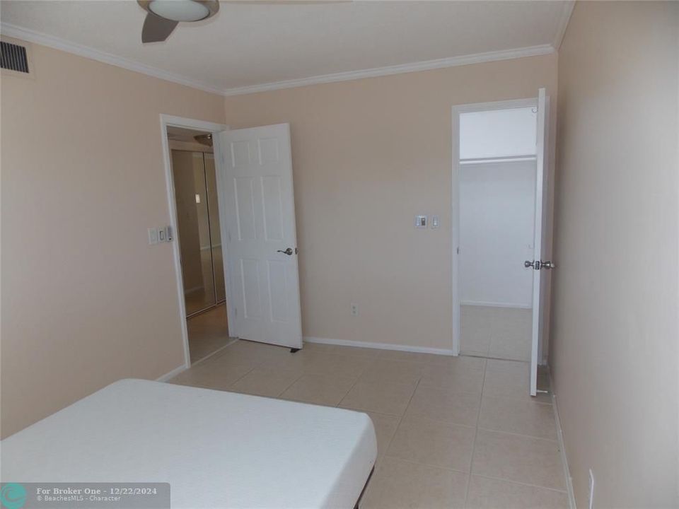 For Rent: $2,149 (2 beds, 1 baths, 875 Square Feet)