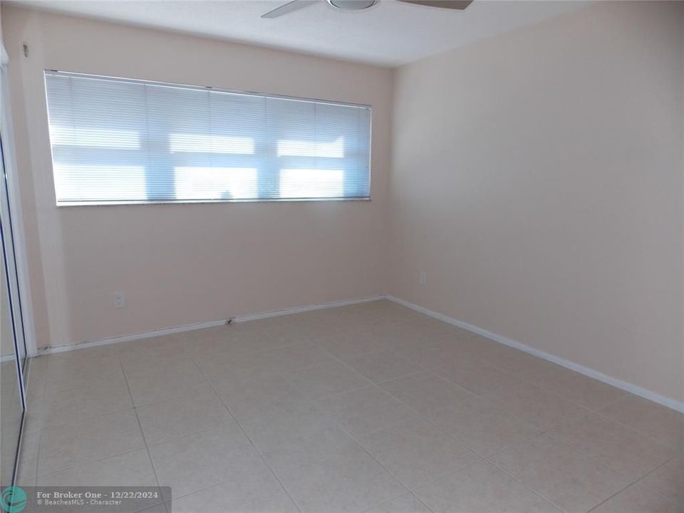 For Rent: $2,149 (2 beds, 1 baths, 875 Square Feet)