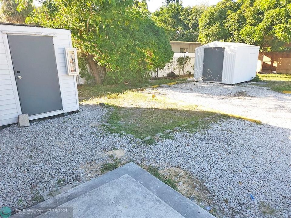 En Renta: $2,499 (3 camas, 2 baños, 1119 Pies cuadrados)