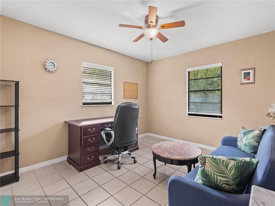 For Sale: $440,000 (3 beds, 2 baths, 1509 Square Feet)