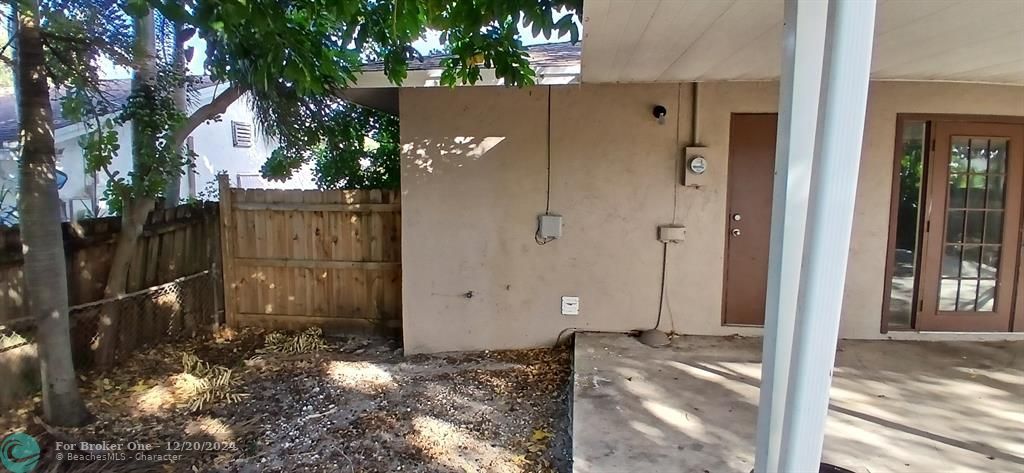 For Sale: $379,000 (3 beds, 2 baths, 1232 Square Feet)