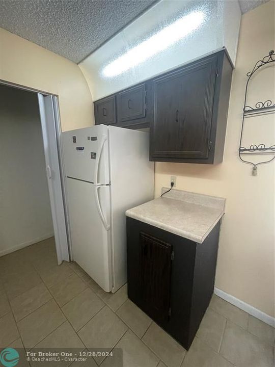 For Rent: $1,600 (1 beds, 1 baths, 1024 Square Feet)