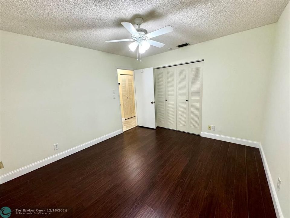 For Rent: $3,100 (3 beds, 2 baths, 1200 Square Feet)