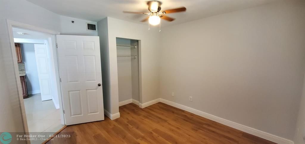 For Rent: $2,200 (2 beds, 2 baths, 1015 Square Feet)