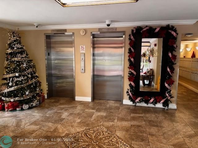 En Venta: $205,000 (2 camas, 2 baños, 1054 Pies cuadrados)