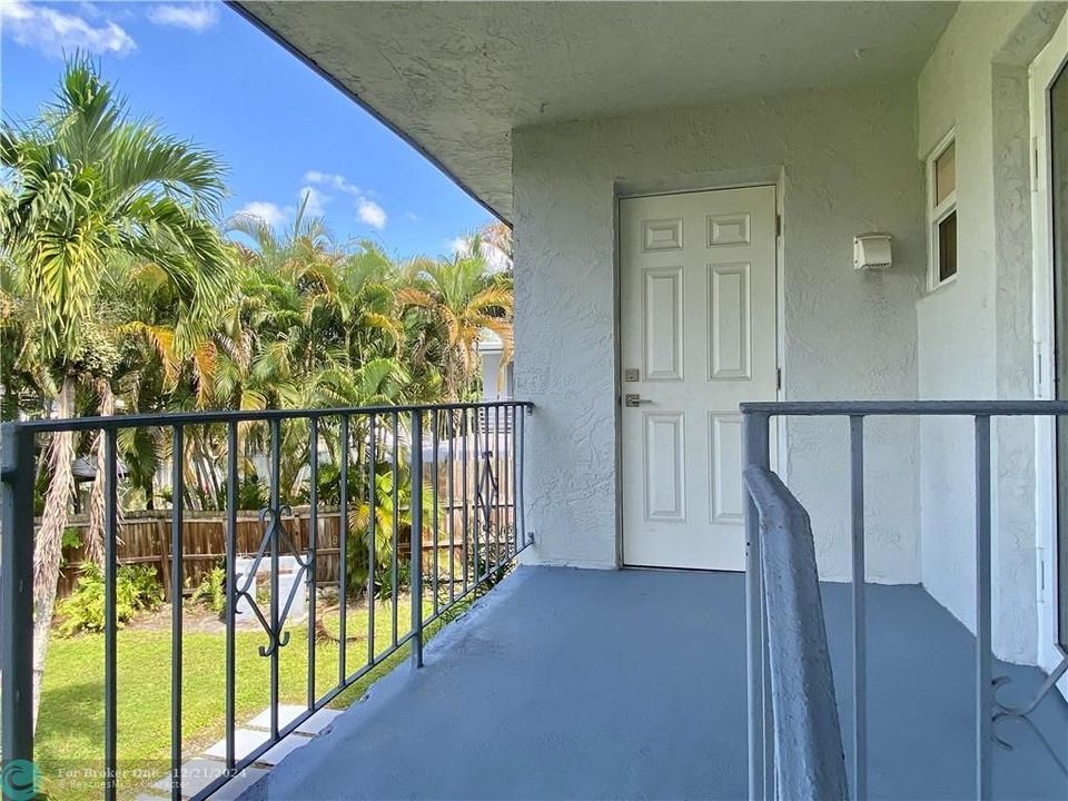 For Sale: $2,595 (3 beds, 2 baths, 1178 Square Feet)