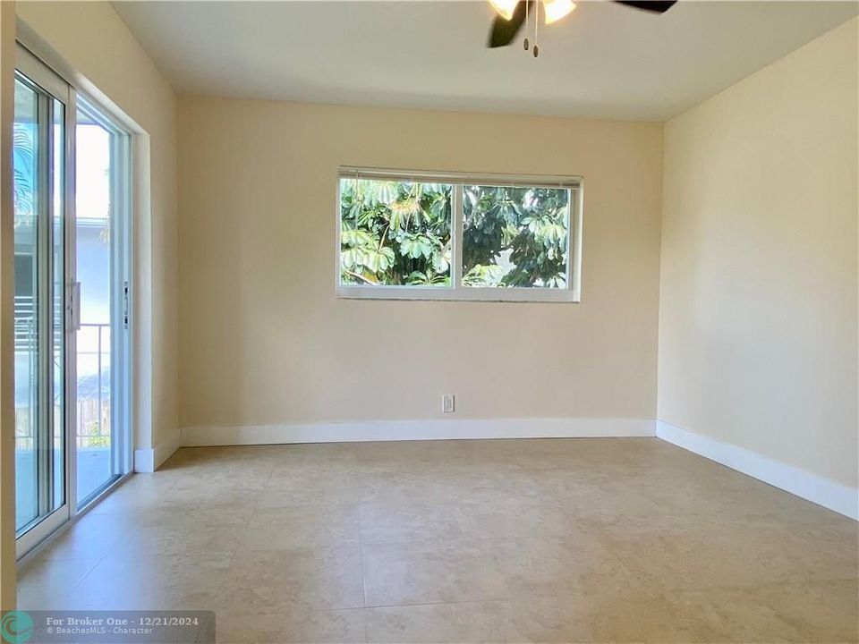 For Sale: $2,595 (3 beds, 2 baths, 1178 Square Feet)