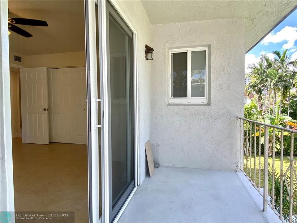 For Sale: $2,595 (3 beds, 2 baths, 1178 Square Feet)