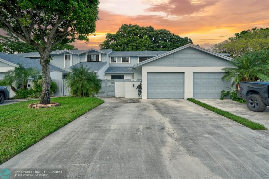 For Sale: $630,000 (3 beds, 2 baths, 1809 Square Feet)