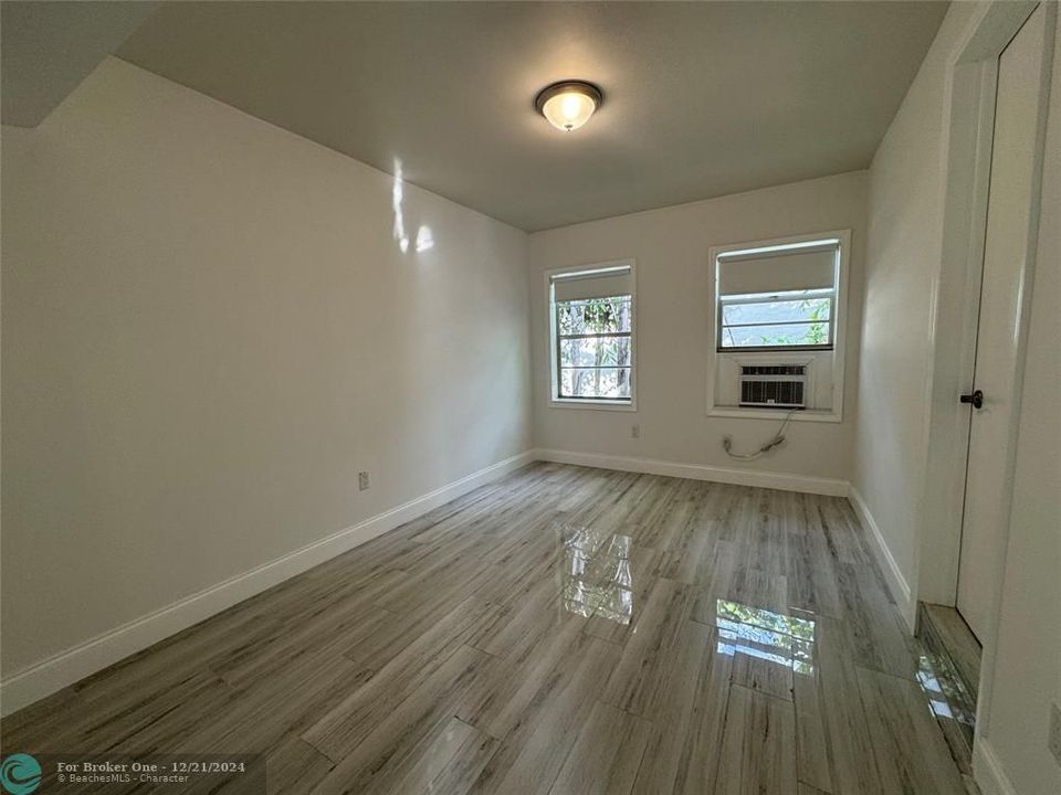 For Sale: $2,100 (2 beds, 1 baths, 0 Square Feet)