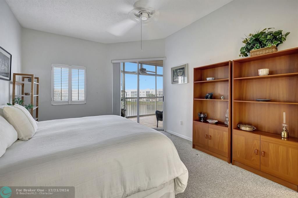 For Sale: $249,000 (2 beds, 2 baths, 1500 Square Feet)