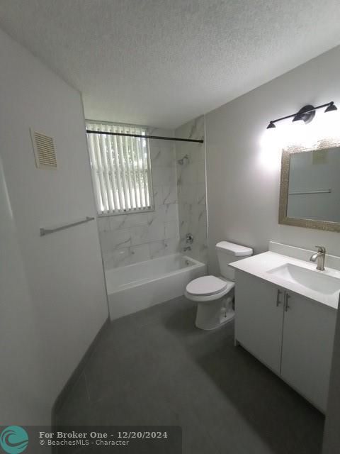 For Rent: $1,750 (1 beds, 1 baths, 862 Square Feet)