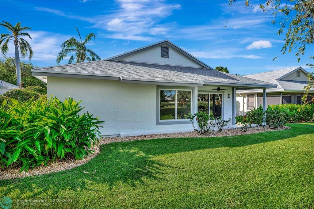 For Sale: $865,000 (3 beds, 2 baths, 1551 Square Feet)