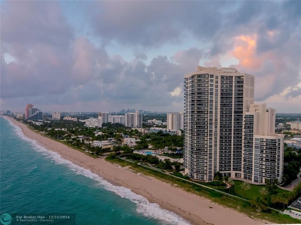 For Sale: $2,199,000 (2 beds, 2 baths, 2100 Square Feet)