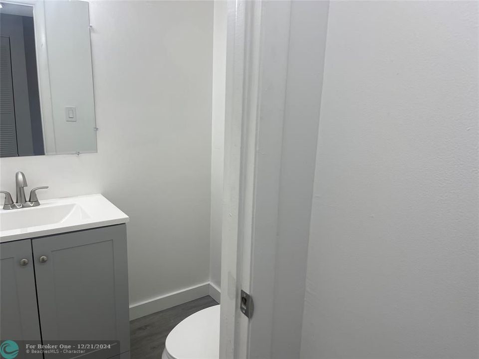 For Rent: $1,500 (1 beds, 1 baths, 800 Square Feet)