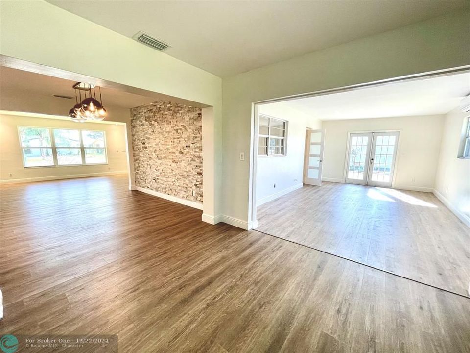 For Rent: $3,500 (3 beds, 2 baths, 1592 Square Feet)