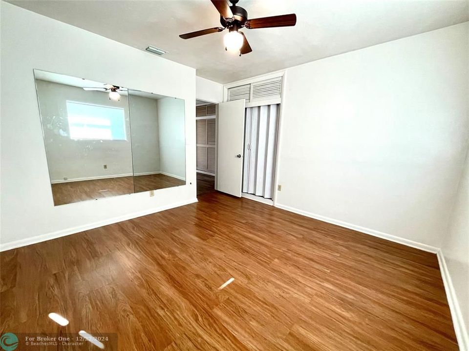 For Rent: $3,500 (3 beds, 2 baths, 1592 Square Feet)