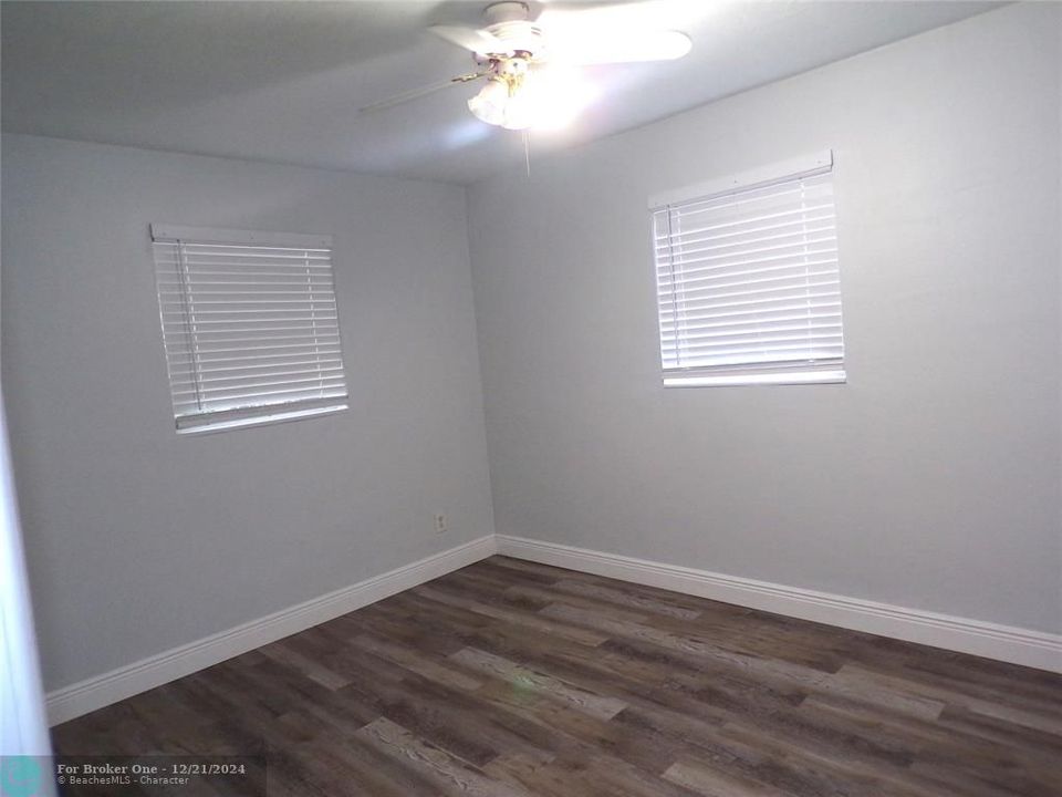 For Rent: $3,000 (4 beds, 2 baths, 1200 Square Feet)