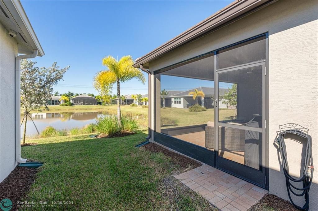 For Sale: $729,000 (3 beds, 2 baths, 2254 Square Feet)