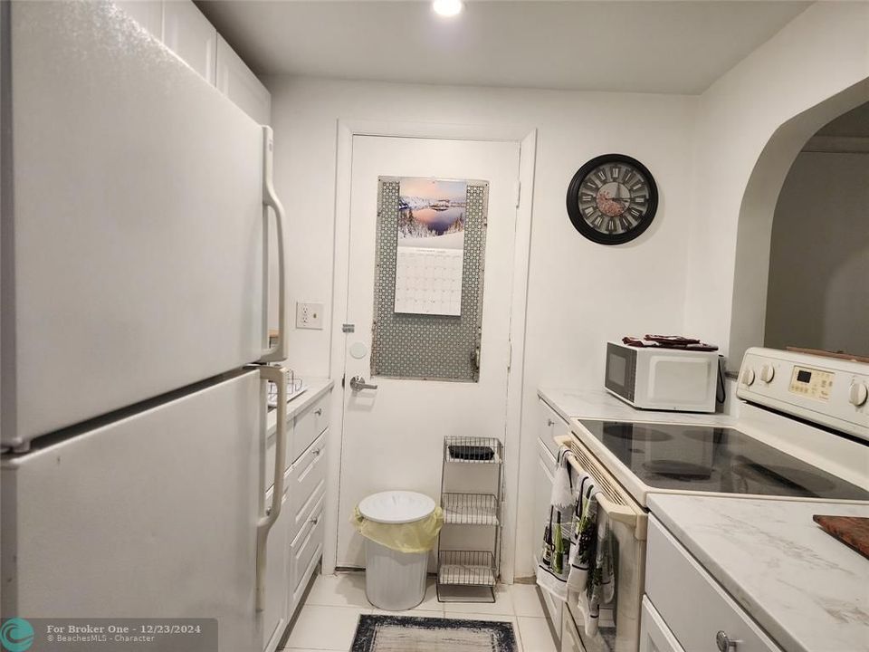 En Venta: $114,900 (1 camas, 1 baños, 688 Pies cuadrados)